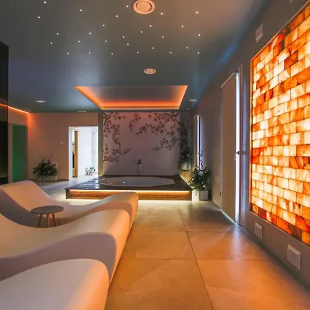 Aparthotel Monte Di Bebbio